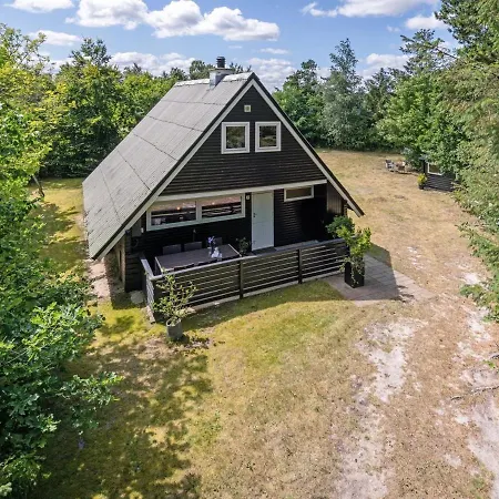 Elina - 500m From The Sea In Ne Jutland By Interhome Holiday home Hals